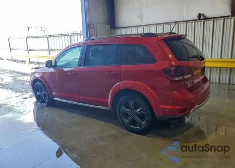 2018 Dodge Journey Crossroad z USA, uszkodzony, nr VIN 3C4PDCGG1JT378842